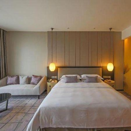 Maison New Century Hotel Dongguan Dongguan  Exterior photo