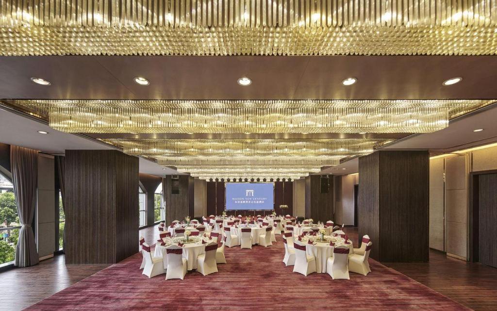 Maison New Century Hotel Dongguan Dongguan  Exterior photo