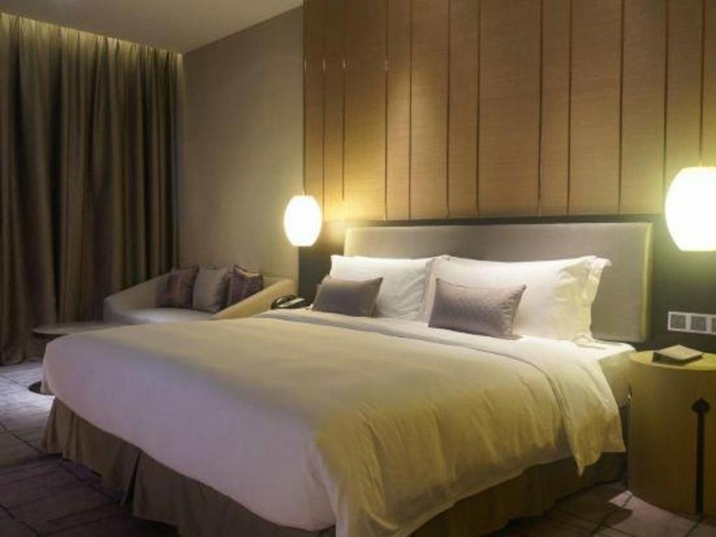 Maison New Century Hotel Dongguan Dongguan  Exterior photo