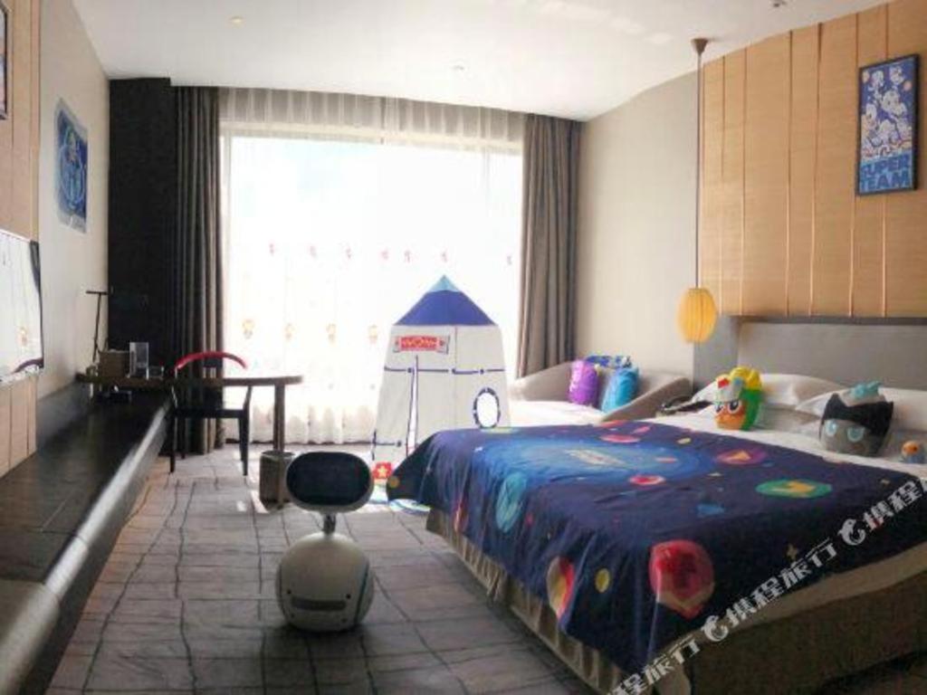 Maison New Century Hotel Dongguan Dongguan  Exterior photo