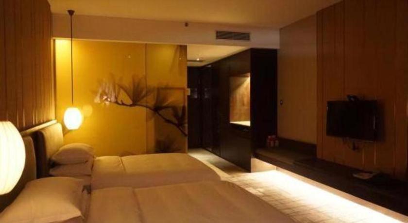 Maison New Century Hotel Dongguan Dongguan  Exterior photo