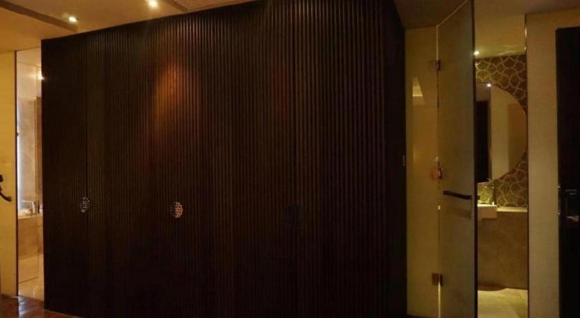 Maison New Century Hotel Dongguan Dongguan  Exterior photo